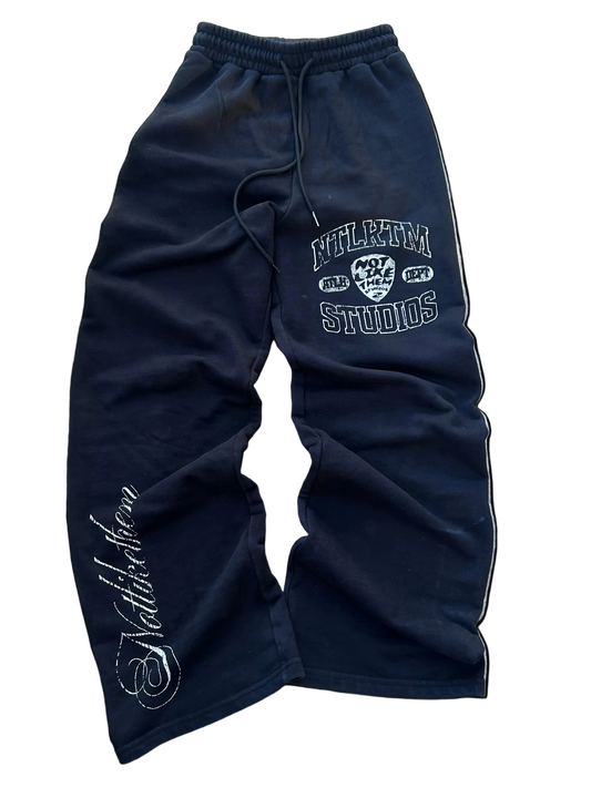 "notlikethem studios" Sweatpants